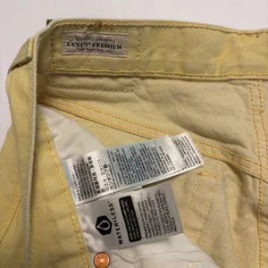 Levi's 501 Original Fit Jeans Womens 29 Yellow Straight Leg Button Fly Denim thumbnail 8