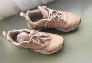 Shoes thumbnail 3