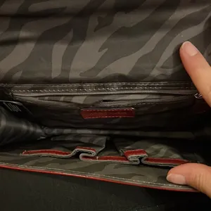 Anne Klein good strap purse‎ thumbnail 7