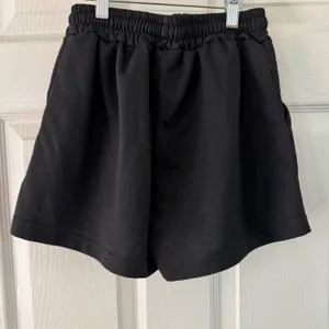 PINK - Victoria's Secret Floral Logo Lounge Shorts Elastic Waist Comfy Casual Black Size S‎ thumbnail 7