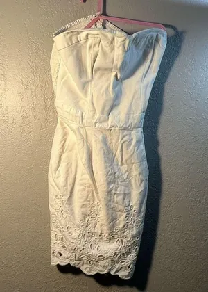 Hollister Y2K White Strapless Sheath Dress for Weddings Size Small thumbnail 1