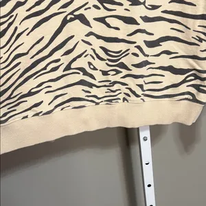 Easel S Zebra Print Sweatshirt Cream Black Animal‎ Print Cozy Trendy Lounge thumbnail 4