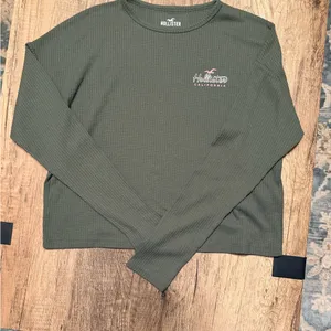 Hollister Olive Green Waffle Knit Crop Top Size Small Long Sleeve thumbnail 1