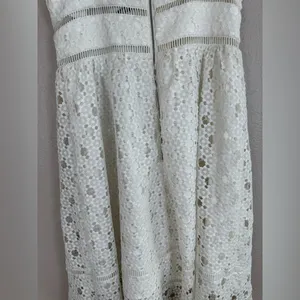Bardot Botanical White Lace Midi Dress in Ivory size 8 Medium $139 Revolve Bride thumbnail 10