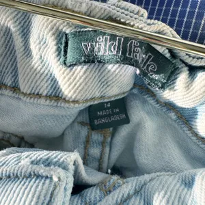 Wild Fable High Rise Cutoff Jean Shorts Light Wash size 14 Denim Women’s Frayed thumbnail 8
