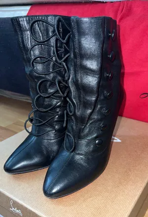 French Tutu Button Black Leather Booties Size 36, US 6, USED thumbnail 5