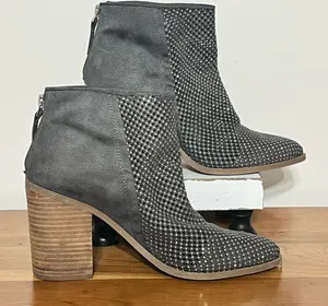 Madden Girl Mocha Gray and Silver Ankle Boots Size 9M Block Heel‎ Y2K Perforated thumbnail 1