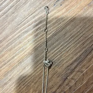 Elegant B Silver Necklace thumbnail 3