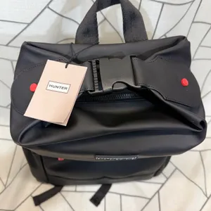 Hunter Original Topclip‎ Backpack NWT One Size Black Rubberized Water Resistant thumbnail 2