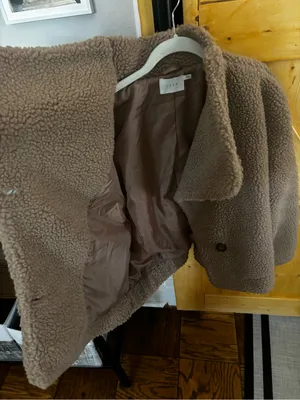 LUSH‎ "Toffee" Teddy Sherpa Faux Fur Cropped Moto Jacket - Size M thumbnail 7