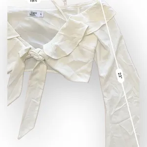Tiger Mist White Ruffled Cold Shoulder‎ Tie Front Flare Sleeve Crop Top Size L thumbnail 5