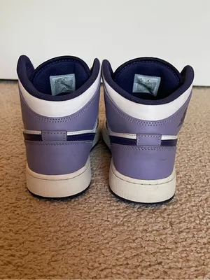 Nike Jordan 1 Mid Blueberry Youth Size 6.5 Women’s Size 8 thumbnail 3
