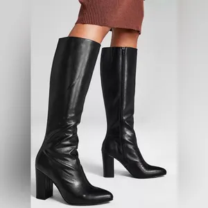 Wild Pair Black Boots Size 9 thumbnail 2