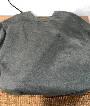 Champion Crewneck thumbnail 2