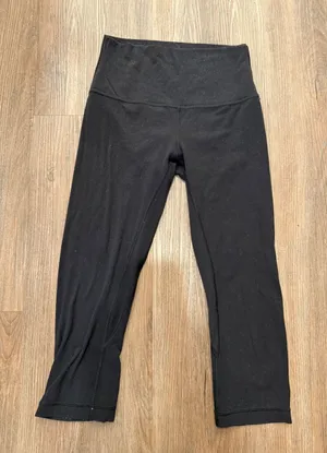 Lululemon Align High-Rise Crop 21 Leggings Black Size 4 Nulu‎ Yoga Pants thumbnail 1