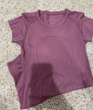 Lululemon Short Sleeve Swiftly Tech thumbnail 1
