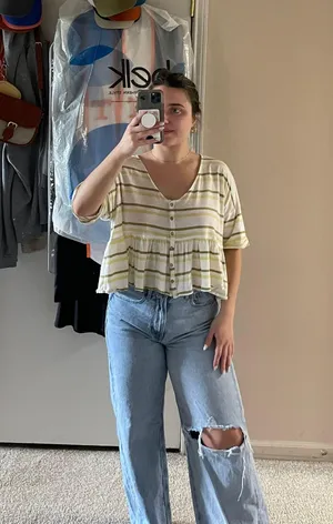 Urban Outfitters Flowy Top thumbnail 4