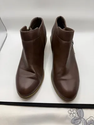 Time and Tru Women's Brown Memory Foam Ankle Boots thumbnail 2