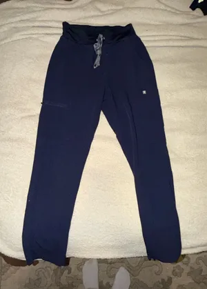 FIGS Scrub Pants thumbnail 1
