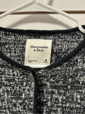 Abercrombie & Fitch Novelty Button Tweed-Inspired Sweater Jacket thumbnail 3