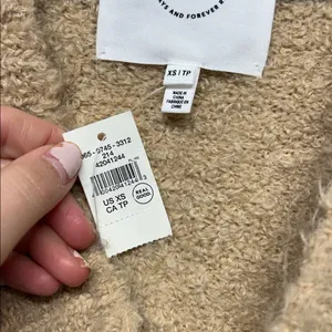 Aerie Teddy Boucle V-Neck‎ Sweater Tan Beige Oversized Cozy XS NWT thumbnail 3