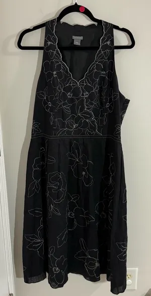 Ann Taylor Linen Black Floral Midi Dress Size 14 thumbnail 1
