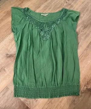 Forever 21 Green Top. Large. thumbnail 1