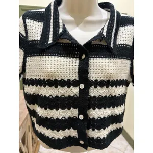 Cream & Black Crochet Knit Polo Crop Top – Size Medium thumbnail 3