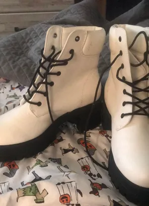 Forever 21 Boots thumbnail 1