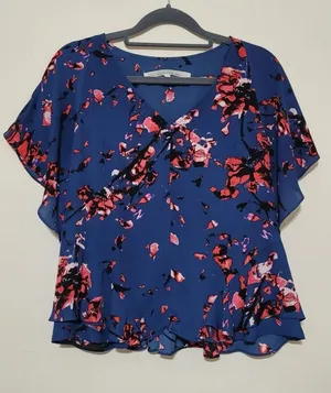 NWOT RACHEL Rachel Roy Blue Floral Flutter Sleeve Blouse Size Large thumbnail 1