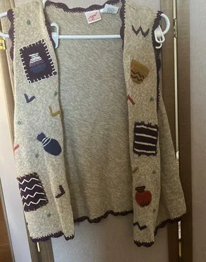 FINAL MARKDOWN Gw Patterned Beige Sweater Vest medium Tan thumbnail 1