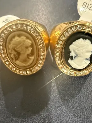 Set 3 Gold Cameo Cocktail Ring Crystal Halo Blue, Black, Cream chunky statement thumbnail 2
