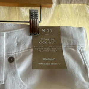 Madewell Kick Out‎ Crop Jeans Flare Denim Pure White NWT Size 33 (US 16) thumbnail 4