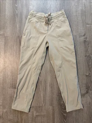 Lululemon 4 Dance Studio Lined Mid Rise Cropped Casual Women’s Lightweight Pant thumbnail 1