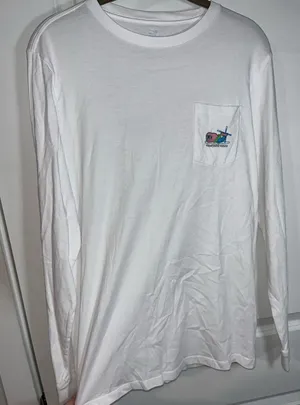 Vineyard Vines Snow Ski Whale Design White Cotton Long Sleeve Tshirt Size XL thumbnail 4