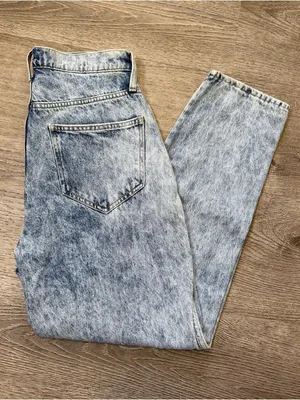 •Arizona• Highest Rise Mom Jeans thumbnail 2