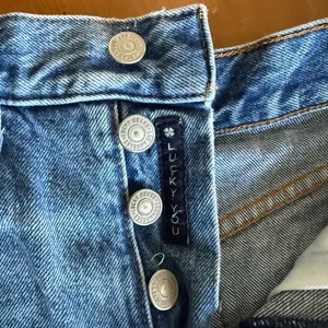 Lucky Brand travel short Denim Women's High-Waisted Shorts thumbnail 2