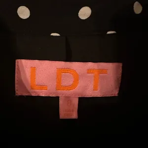 LDT Adrienne Polka Dot Black and White Belted Button Up Midi Dress‎ Size 8 thumbnail 4