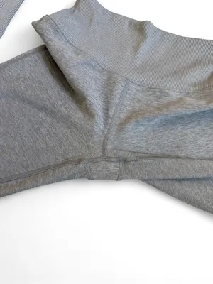 Alo Yoga High-Waist Alosoft Lounge Leggings thumbnail 3