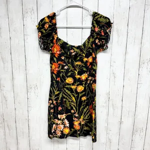 Urban Outfitters Dress Women Size Medium Black‎ Ella Floral Print Bodycon Mini thumbnail 7