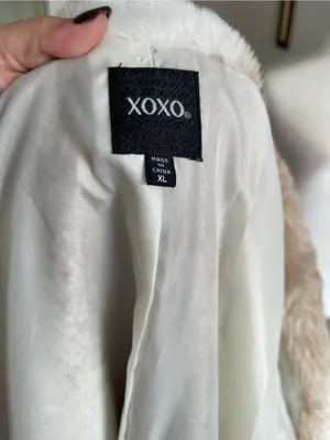 XOXO Two-Tone Faux Fur Coat in Cream & Tan thumbnail 8