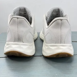 New Balance Fresh Foam Arishi v4 Light Grey White Gum Runnin Shoes WARISEG4 8.5W thumbnail 9
