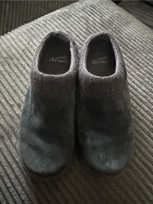 Dansko 37 6.5 7 Women’s Emily Navy Blue Suede Slip-on Clogs Knit Comfort Shoes thumbnail 3