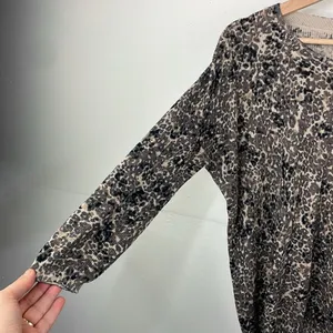 Aritzia Wilfred Balzac Leopard print light sweater size Medium thumbnail 4