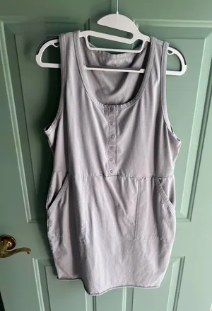 Athletic Dress Gray Size XL thumbnail 1