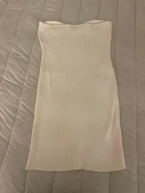 Princess Polly Strapless Dress thumbnail 2