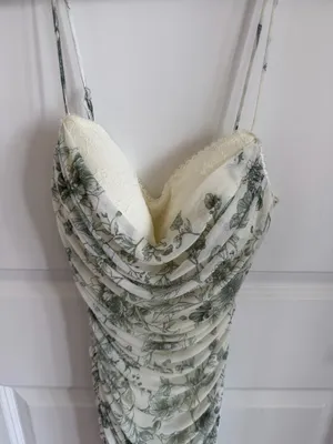 Windsor Floral Ruched Bodycon Dress thumbnail 2