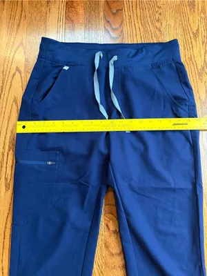 FIGS Technical Collection Scrub Jogger Pants | Women’s Small Petite | Navy Blue thumbnail 6