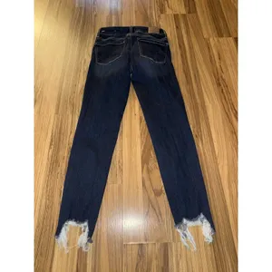 American Eagle 00R Next Level Stretch Hi-Rise Jegging Crop Distressed Denim Jean thumbnail 6