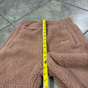 Skims teddy joggers in tigers eye Sz S Comfy Casual Lounging thumbnail 13